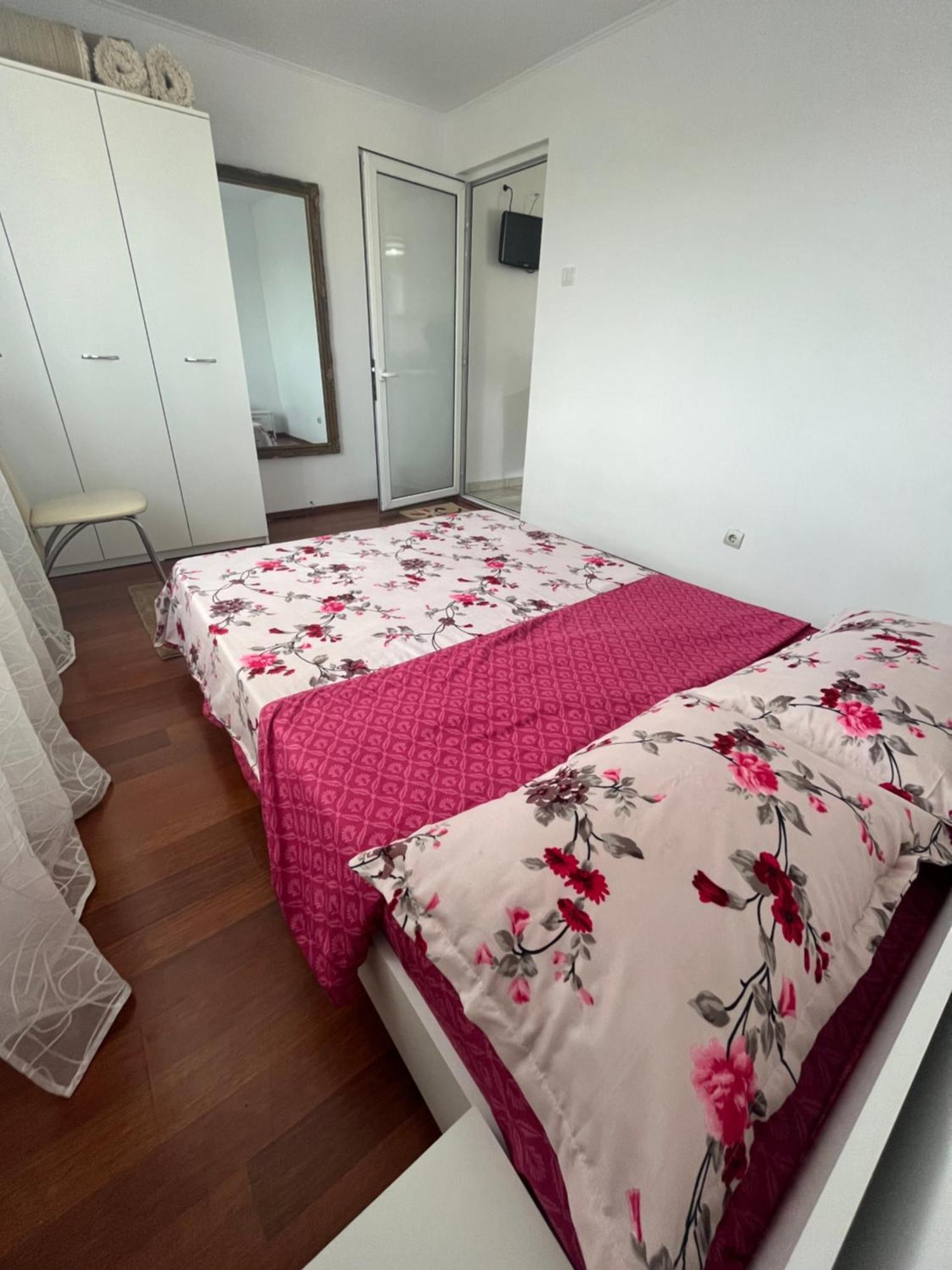 Concept Home Valcea Ramnicu Valcea Luaran gambar
